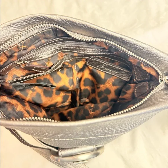 B. Makowsky Metallic Silver Crossbody Bag - Picture 5 of 8